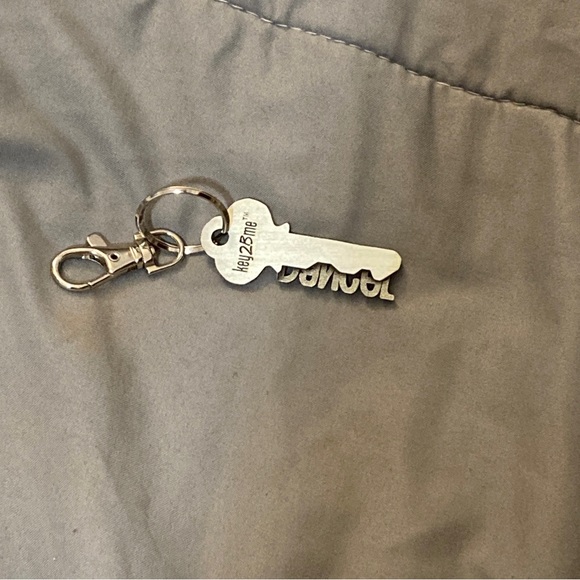 Key2bme dancer keychain with loop and clip - Picture 3 of 3